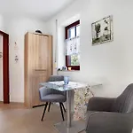 Διαμέρισμα B09 *