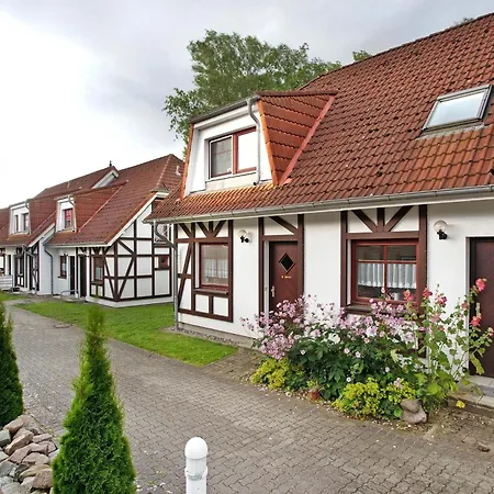 B09 * Gustow (Vorpommern-Rugen)